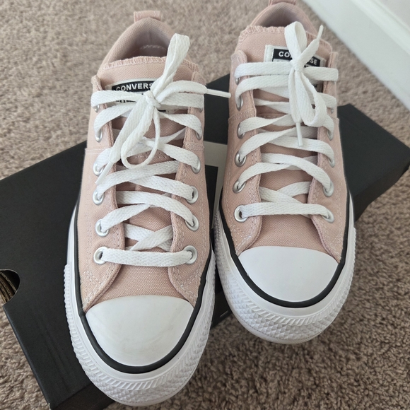 Converse Women's Pink Sneakers - Picture 5 of 16